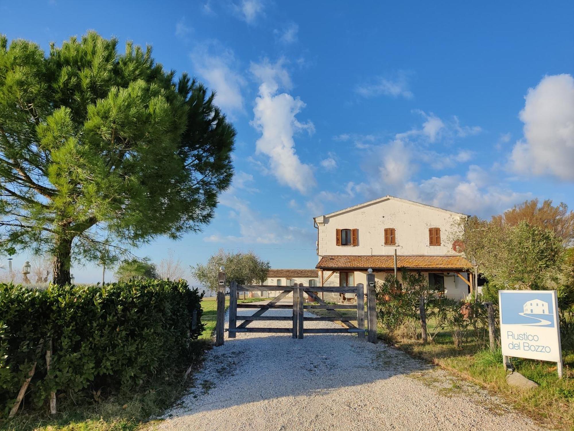 Penzion Rustico Del Bozzo Castelleone di Suasa Exteriér fotografie